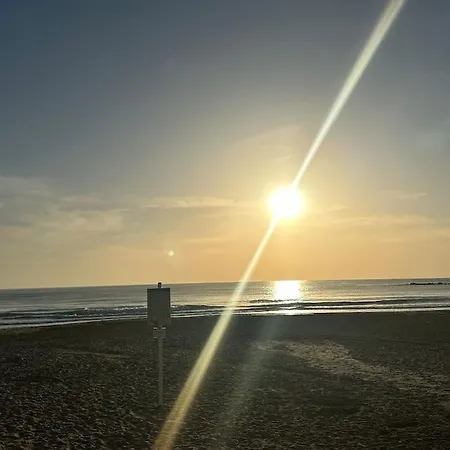 Playa By Sunset 엘 캄펠로